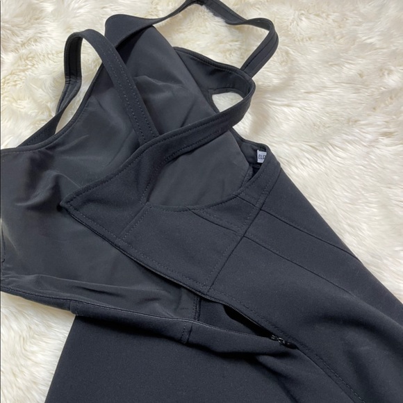 Black Elizabeth and James Dress - Picture 7 of 12